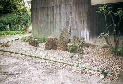 �u����̒�v���΂̐Αg(�k������)